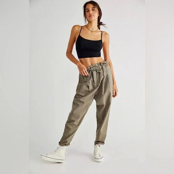 NWT women’s FREE PEOPLE BOHO moss green Margate Pleated Trouser SIZE large - Picture 2 of 8